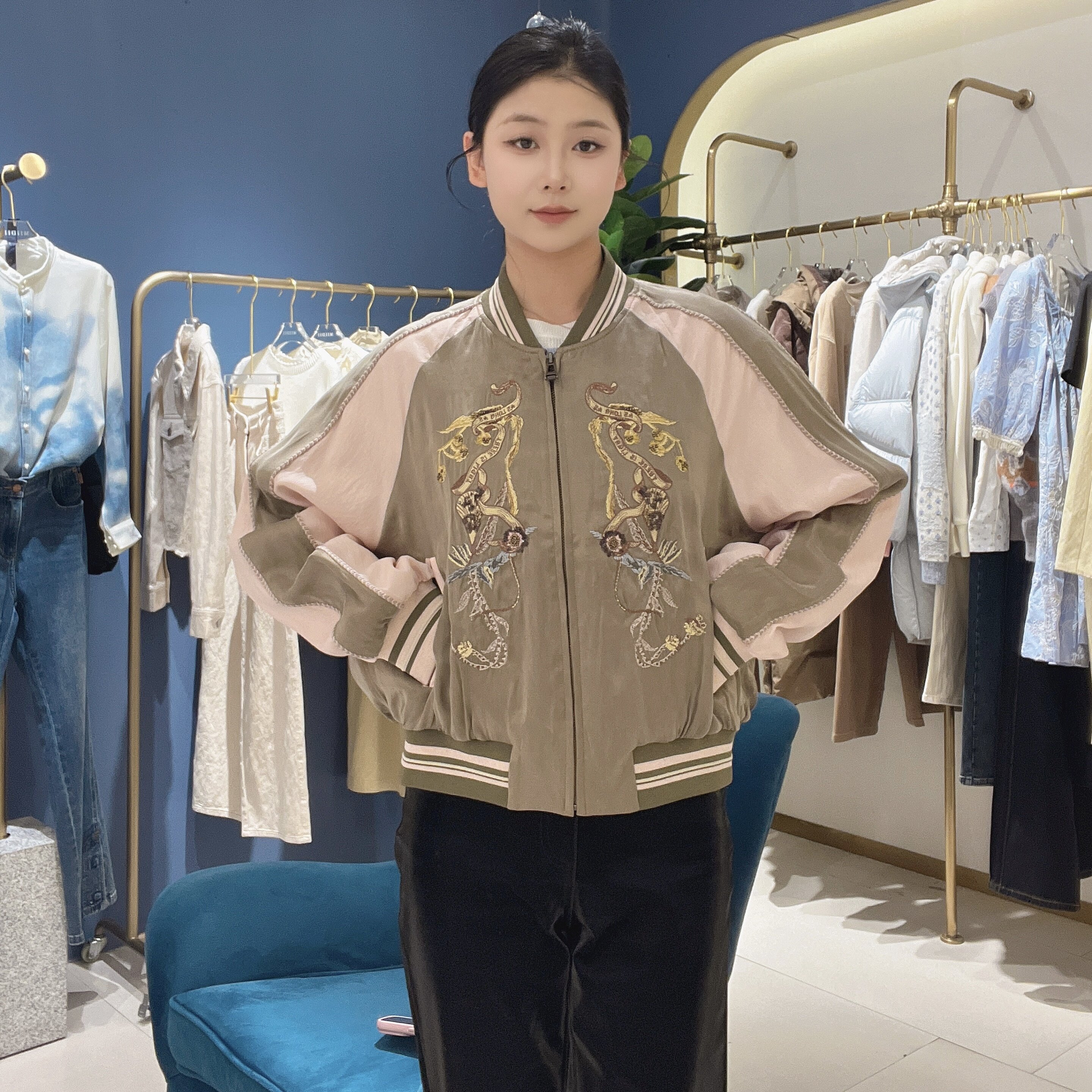 谜底女士时尚休闲我们的明天261MW0063