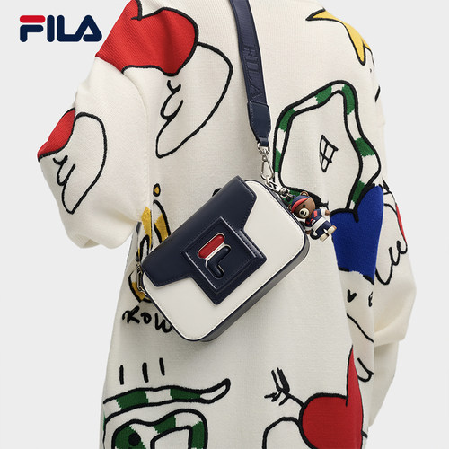 FILA 斐乐女包挎包春季新年休闲小方盒单肩包斜挎包F13W519172F