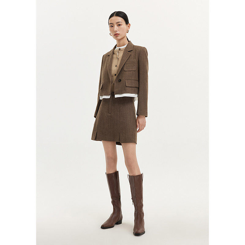 迪赛尼斯2025秋季 通勤气质 A字短裙 棕色高腰半身裙女