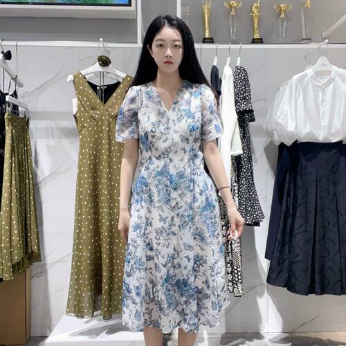 伊芙丽女士温柔时尚连衣裙连身衣1G5290761