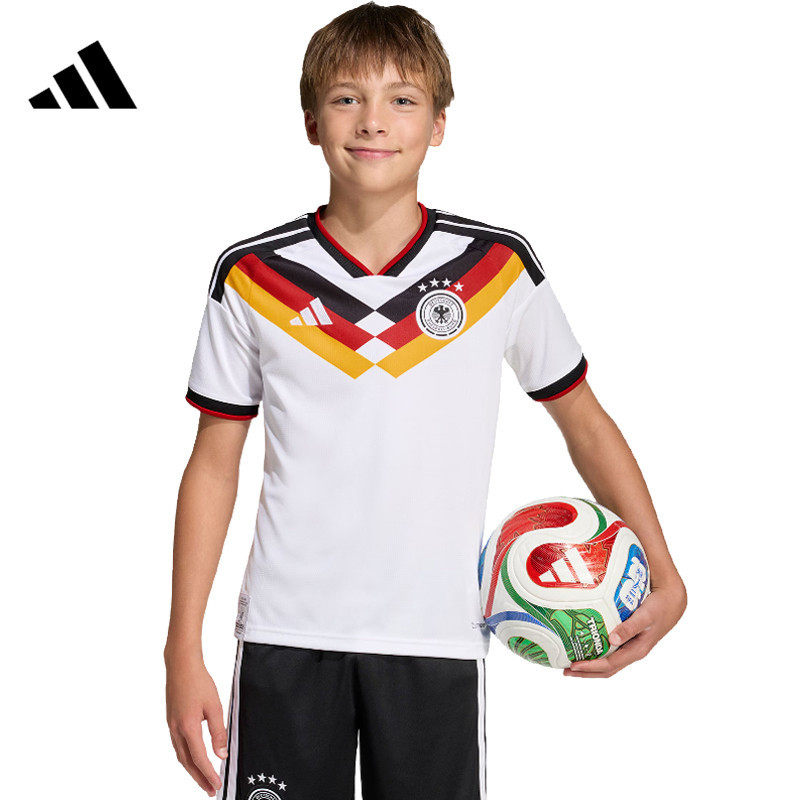 adidas阿迪达斯春季大童德国足球运动休闲短袖T恤JZ4560