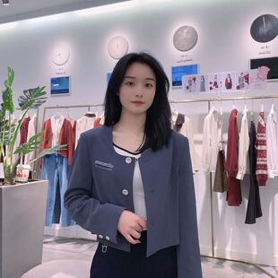 诗凡黎休闲短外套春款女截短式上衣3E3110331