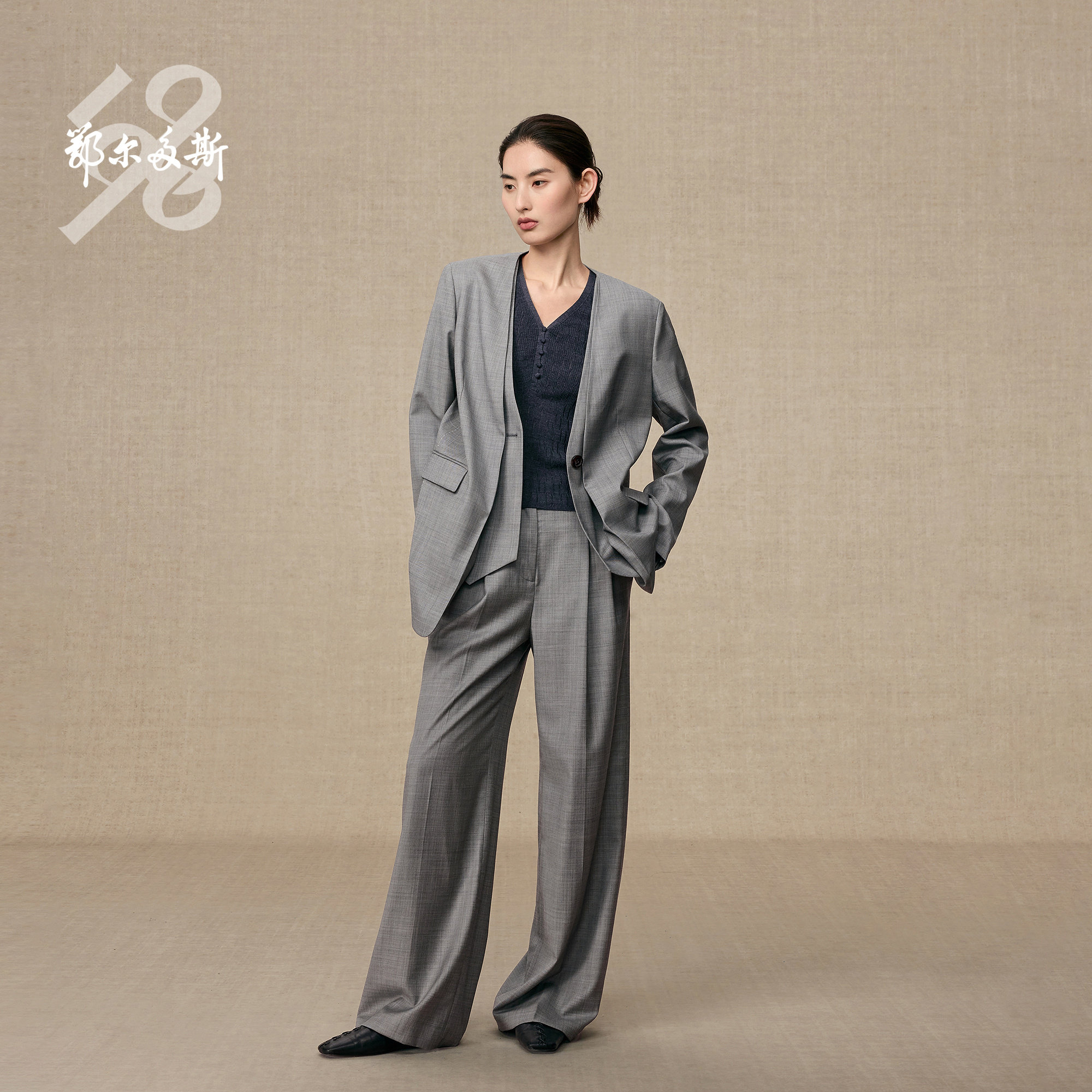 【V领假两件马甲西服】鄂尔多斯1980 女装外套C256J1003