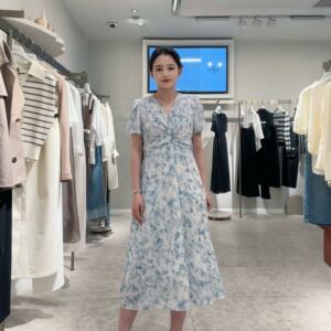 伊芙丽女士优雅时尚连衣裙1F4390682