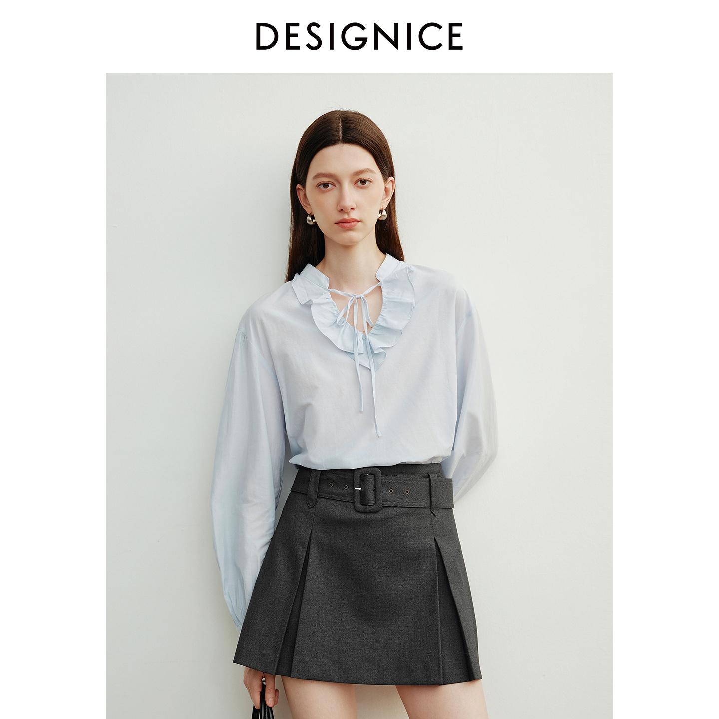 迪赛尼斯 通勤气质荷叶领 长袖衬衫女