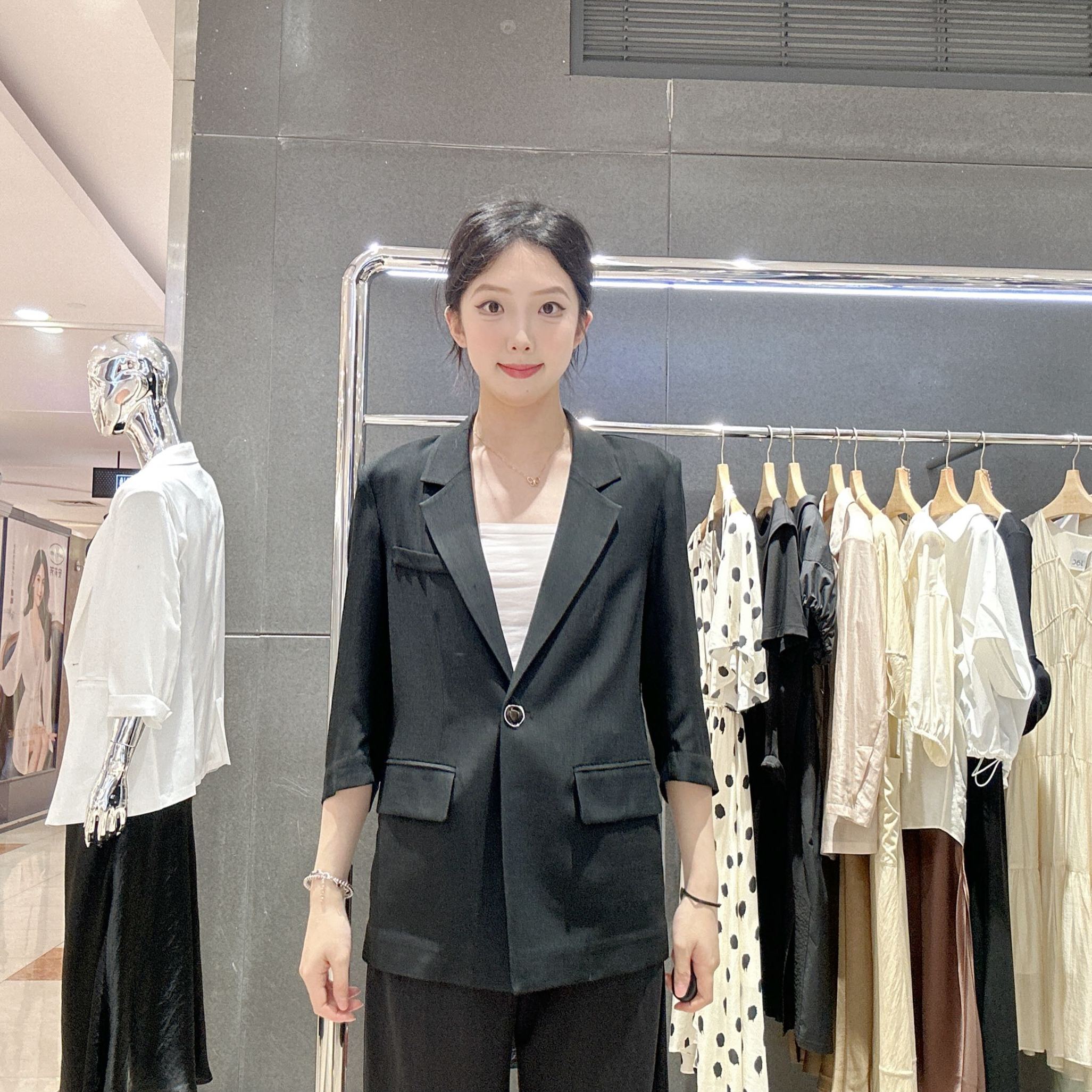 JAC BY JACQUELINE CONOIR女士简约时尚西装AF4210431图片