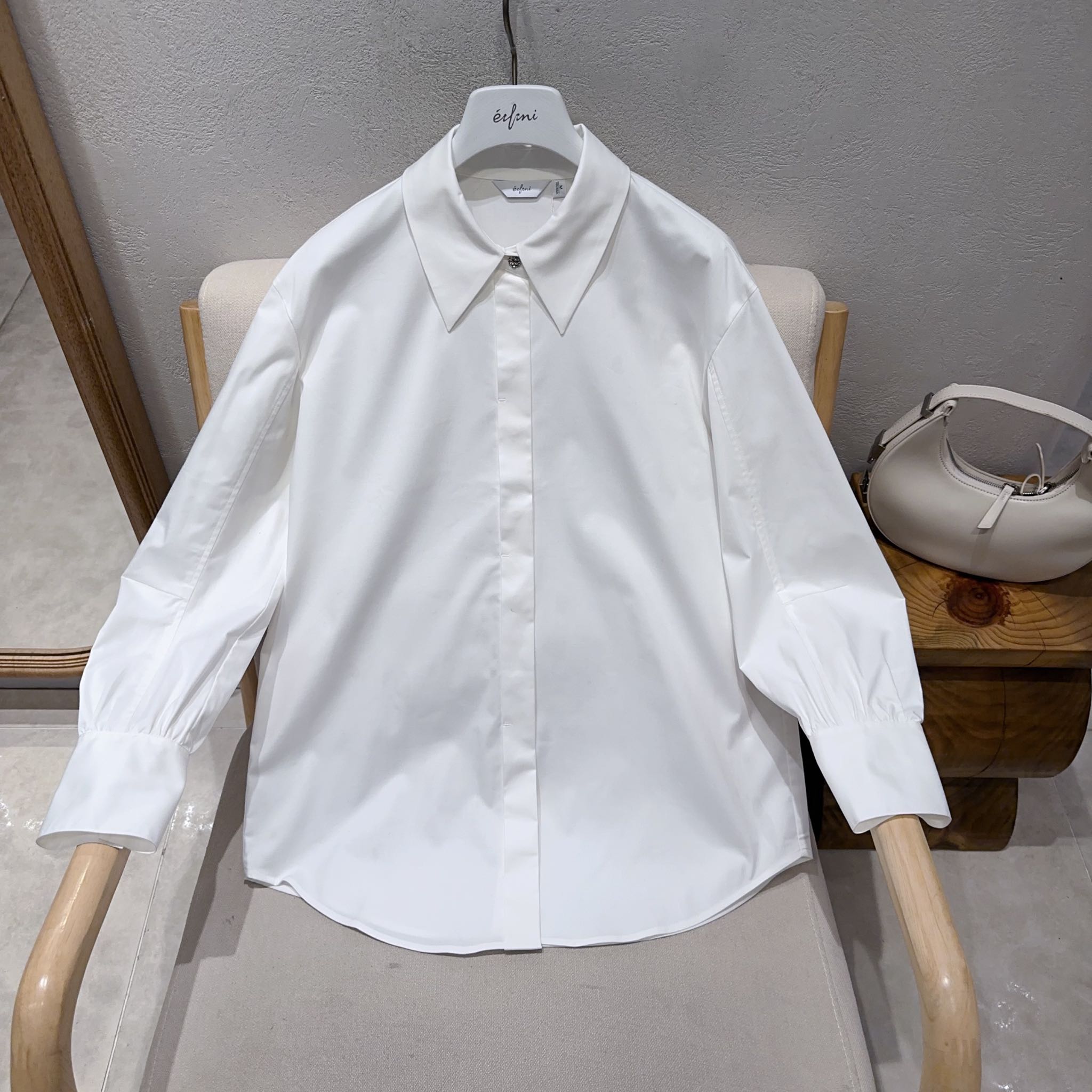 伊芙丽 女士简约宽松衬衫1EA222911