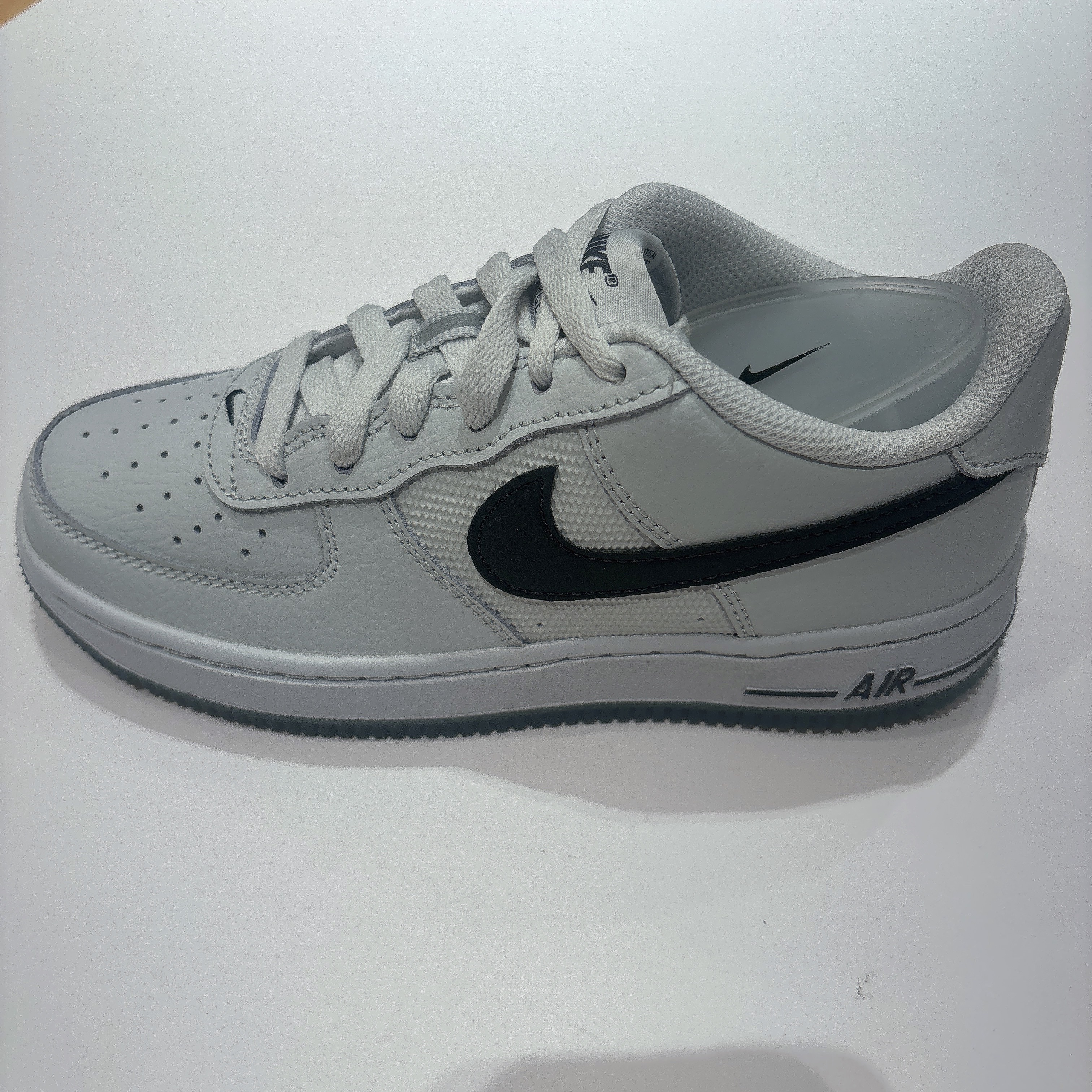 耐克儿童大童冬-NIKE AIR FORCE 1 GS运动板鞋IM6027-025
