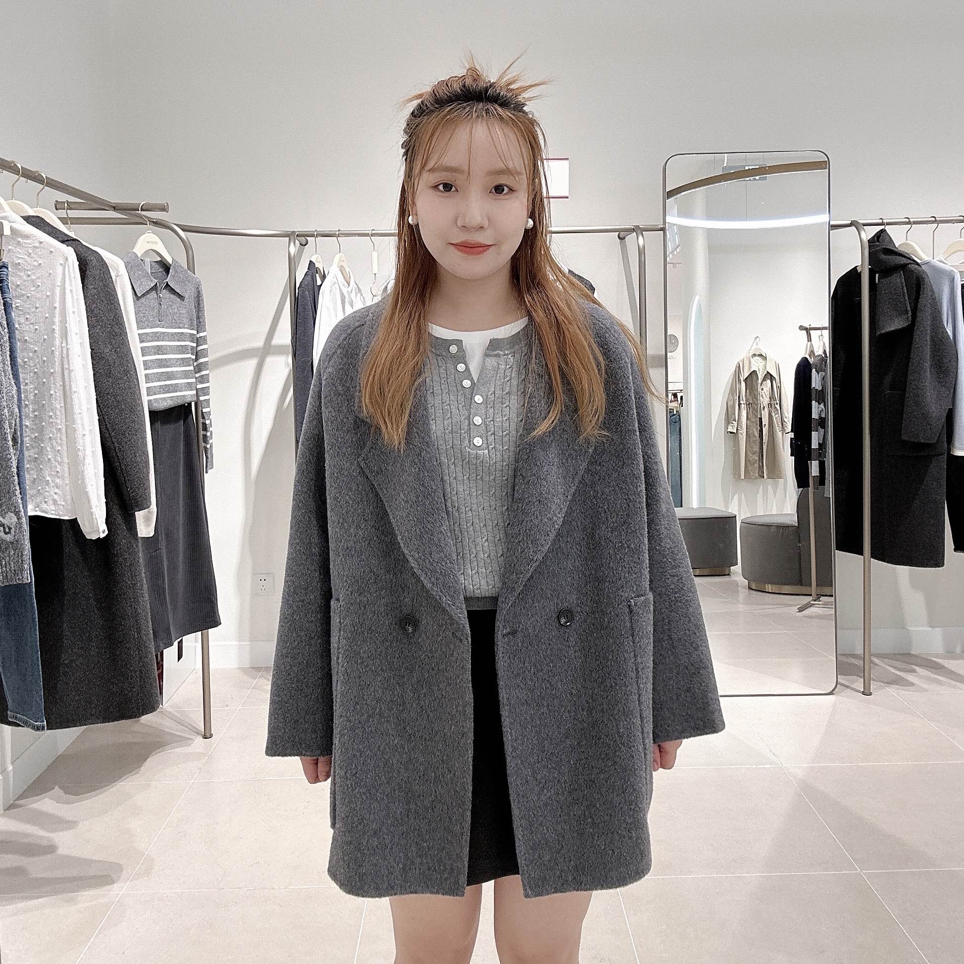 诗凡黎女士简约时尚大衣3FA570901R