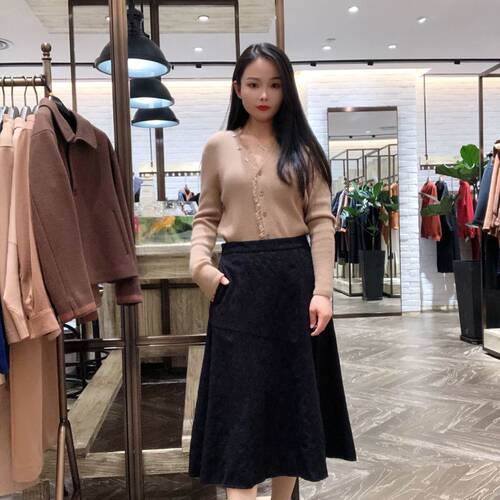 LanaFaY女士时尚气质羊毛半身裙L2D310
