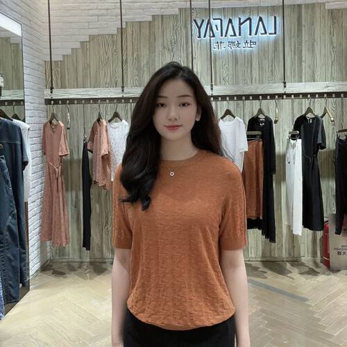 LANAFAY啦娜菲女士时尚休闲针织衫L3X812