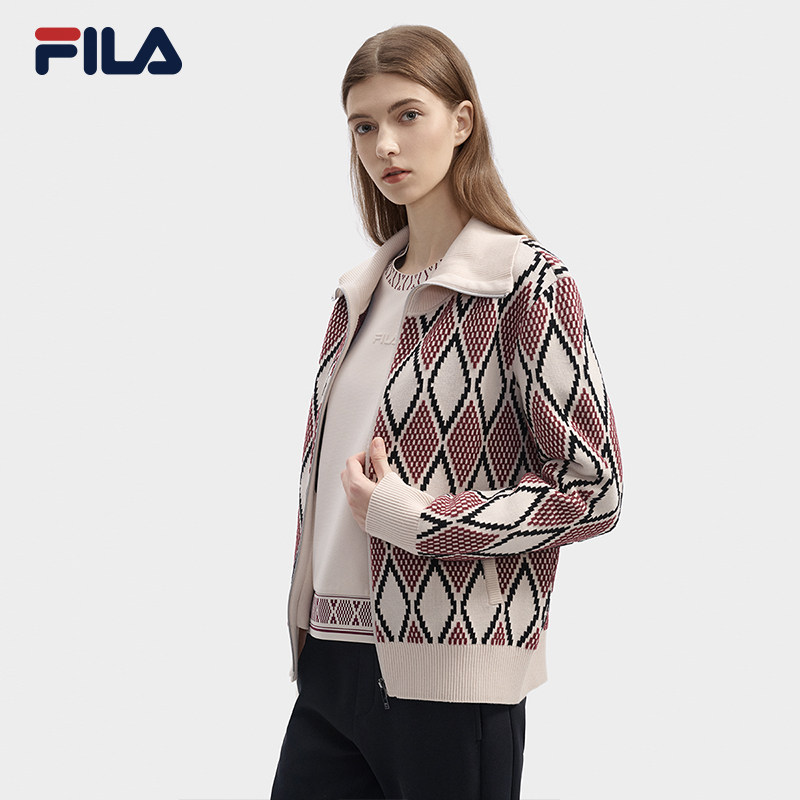 FILA 斐乐女士编织外套2024冬时尚几何翻领开衫毛衣F11W443407F图片