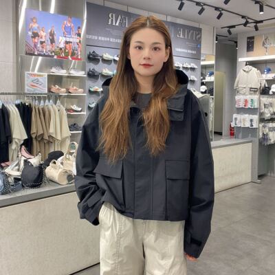 New Balance女士简约气质外套NAF36202