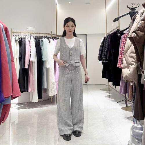 PESARO女士时尚休闲裤子51096006
