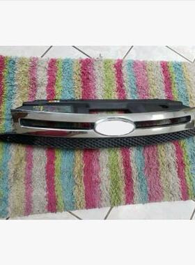 适用于2008-2011福特福克斯 FORD FOCUS中网电镀饰条8S4Z-8200-BA