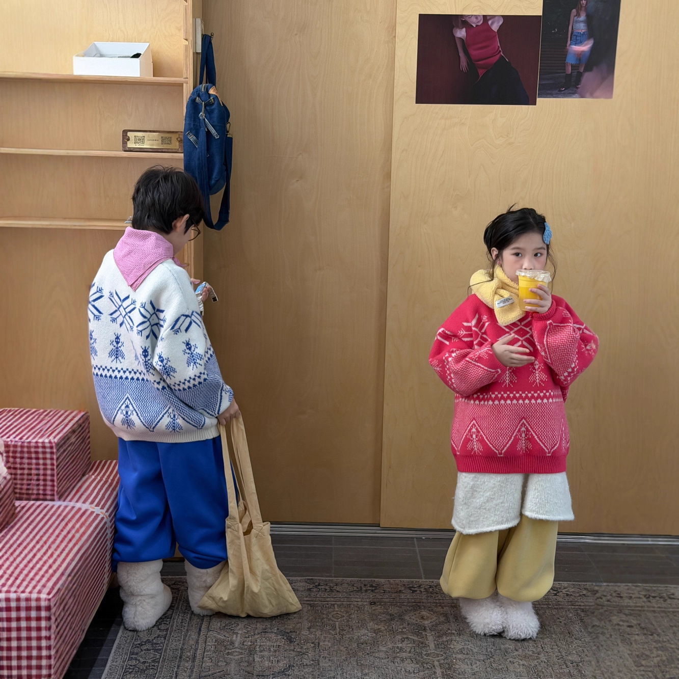 童毛衣2025冬季男女童韩版不规则针织上衣儿童圆领休闲宽松毛线衣