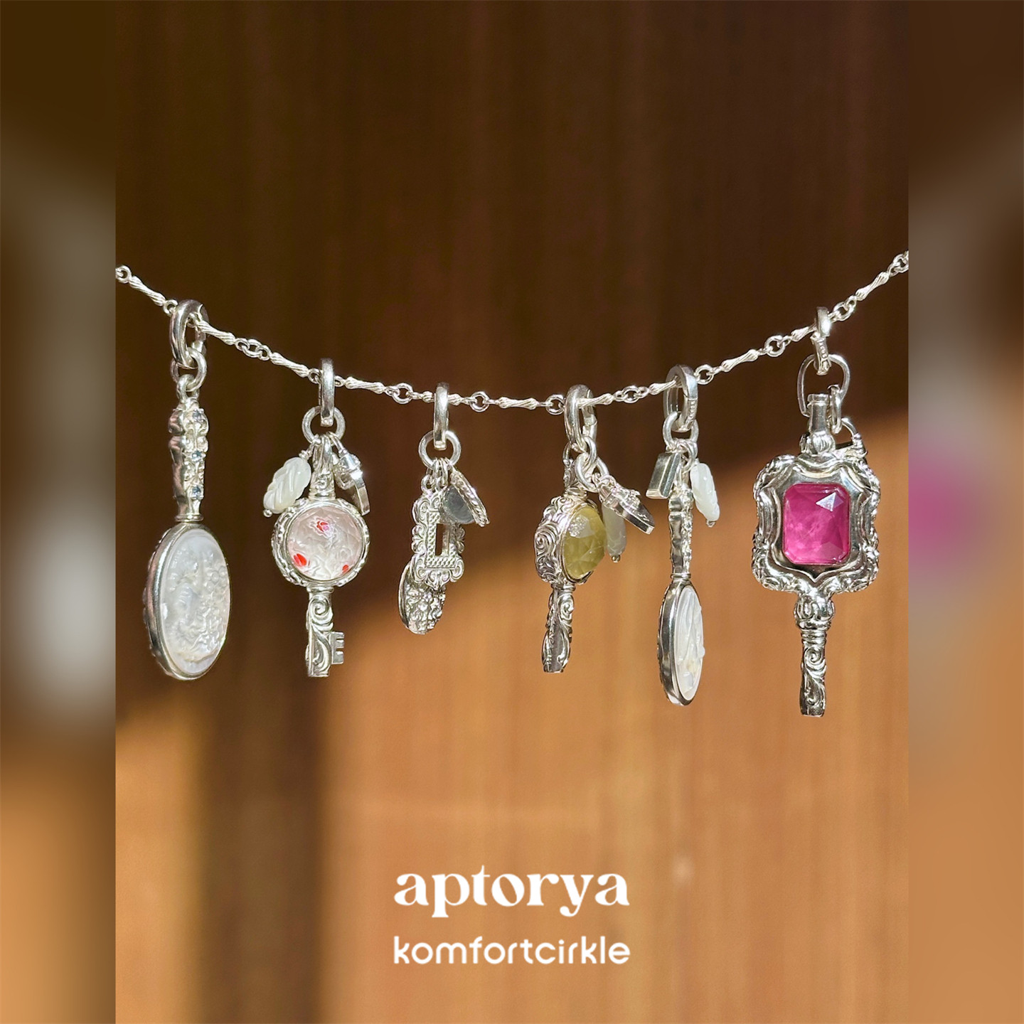 APTORYA 秘钥吊坠挂坠复古链条项链素链 925银精致设计质感配饰图片