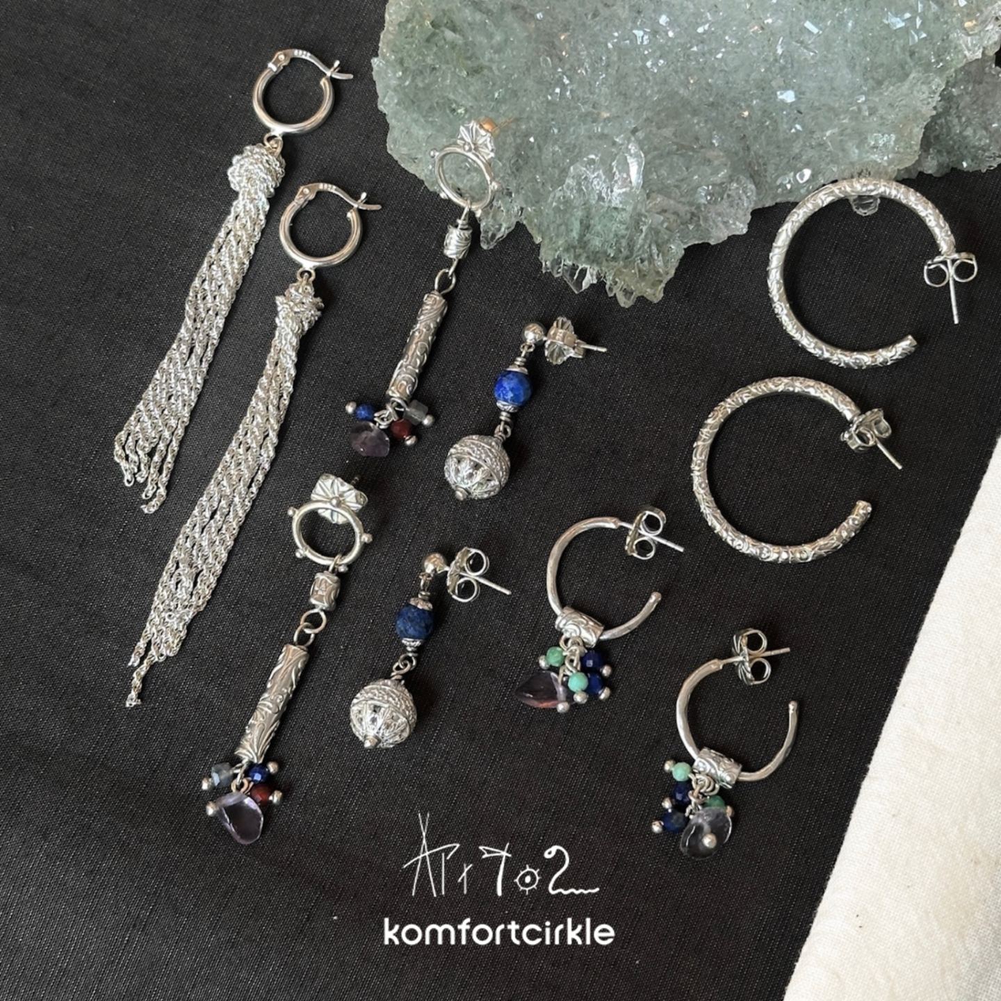 ENSAGE/APT702 镂空银珠雕花天然石水晶圆环耳环925银流苏耳饰