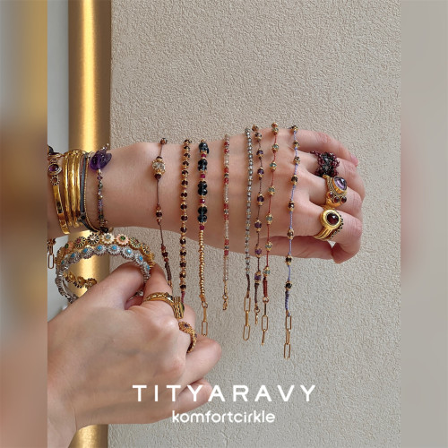 自留推荐 TITYARAVY 小雏菊天然石彩宝串珠手链法式复古精致礼物