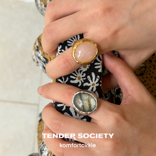 TENDER SOCIETY 西西里卷草纹白水晶戒指大体量鸡尾酒指环时髦