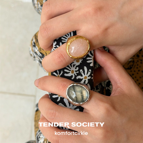 TENDER SOCIETY 西西里卷草纹白水晶戒指大体量鸡尾酒指环时髦