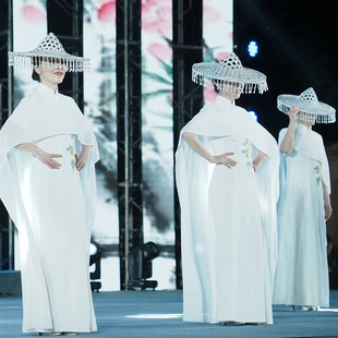 浔山行舞蹈斗笠春三月儿童走秀帽中老年表演斗笠时装模特古风纱帽