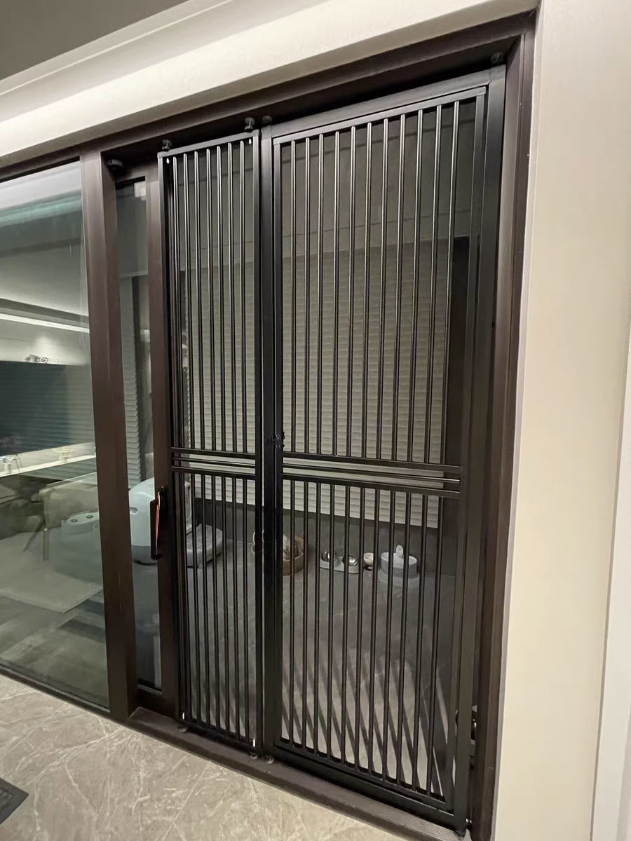 黑色定制防猫门栏宠物围栏拦猫挡狗栅栏杆大型隔离门免打孔室内