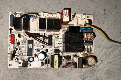 美的空调202302100612