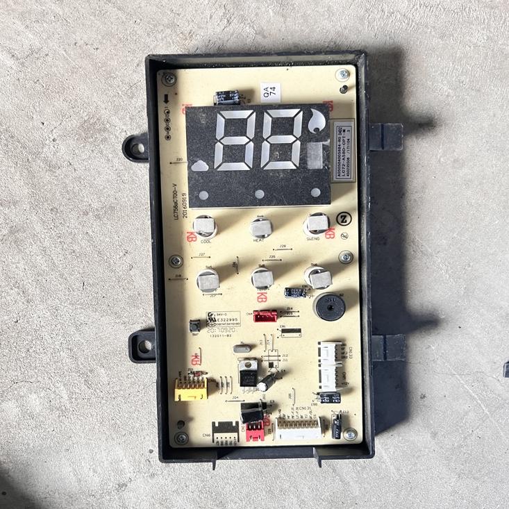 LC72-A58D-CPT-M控制面板