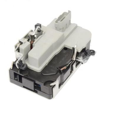 9135.R9 9136.S7 9137.E5 9138.J0 适用于标致206中门锁