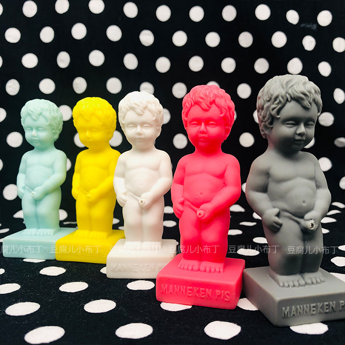 【豆腐儿小布丁】尿尿威廉 尿尿小孩  創意 搞笑 小便童子 石膏像