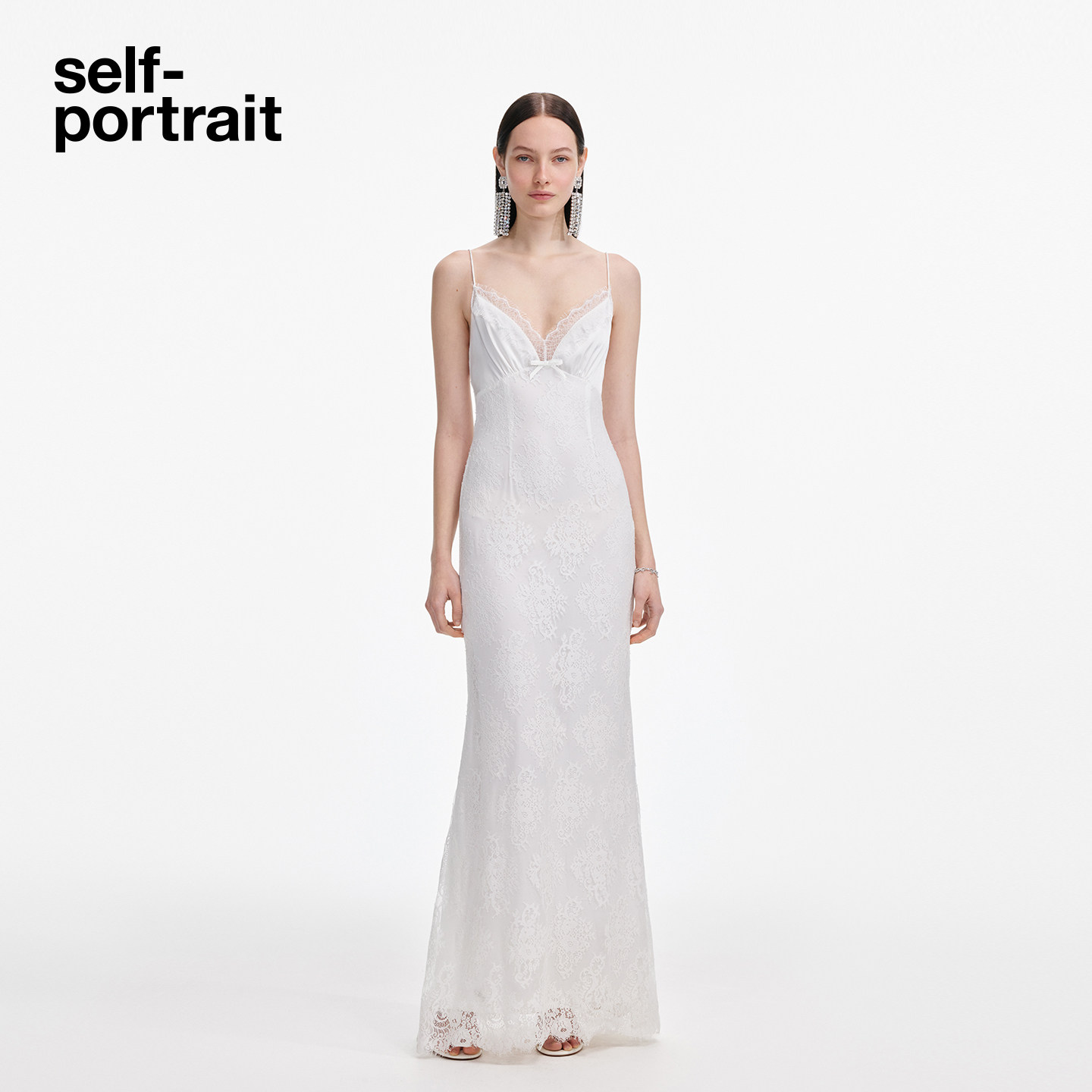 self-portrait 2025早秋新款纯净白法式吊带鱼尾蕾丝连衣裙礼服