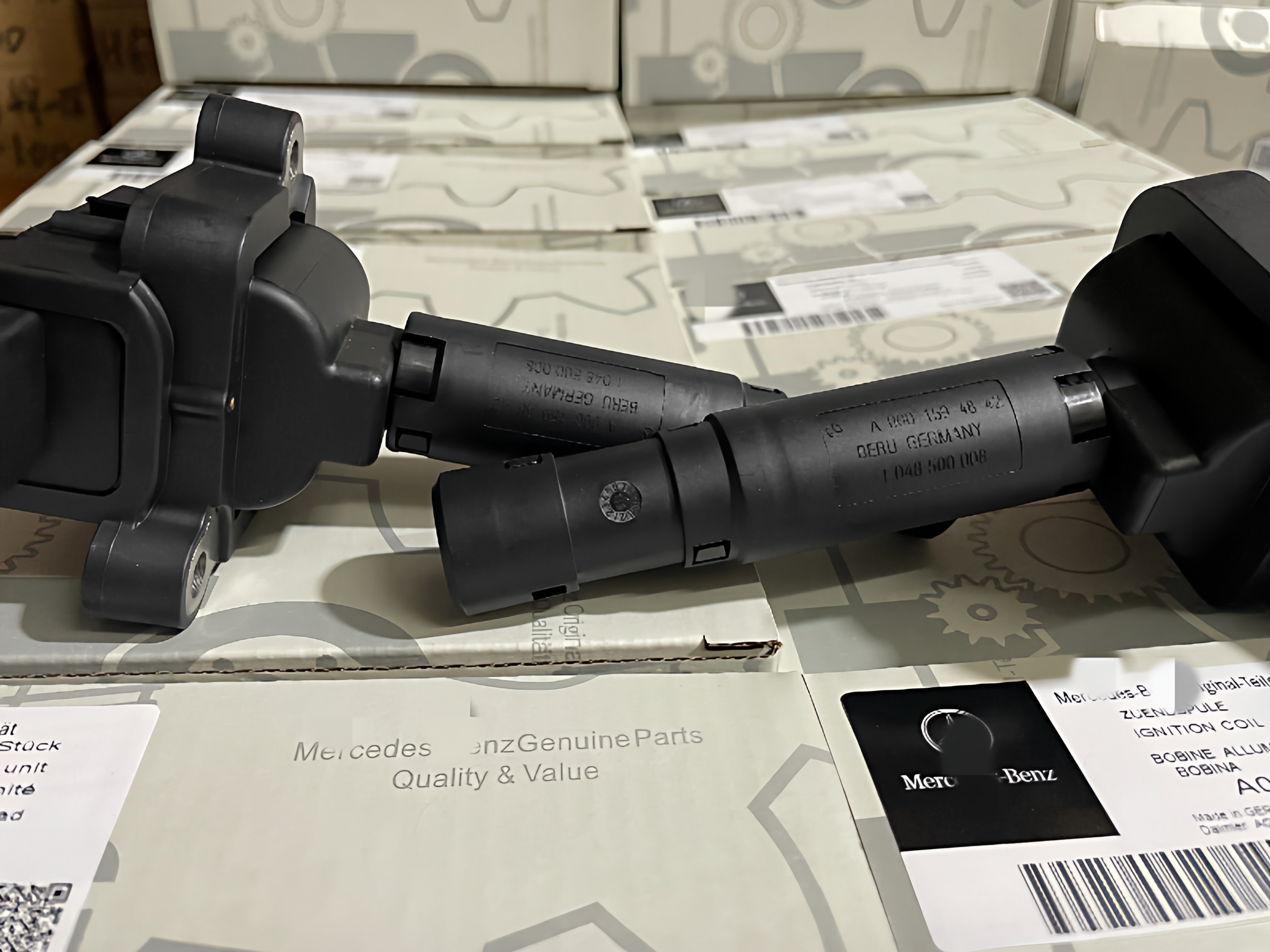 适用于奔驰W204W172W212C200C180C250E250E260SLK点火线圈高压包