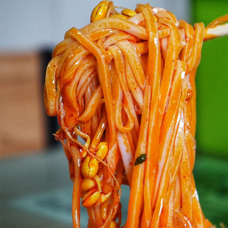 【适合在家囤的速食】汉中米皮免煮速食红油面皮上班族早餐解馋