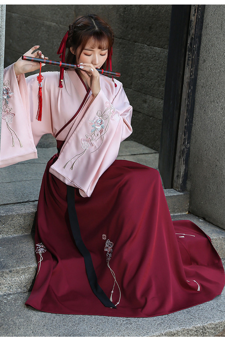 古装出租女士大码宽松版齐腰襦裙中式婚礼伴娘服汉服节演出走秀