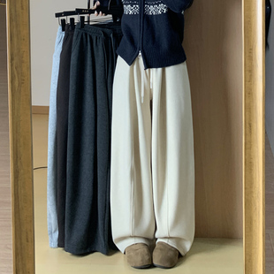 米白色中线糯米弯刀裤女秋冬加绒2025新款高腰加厚保暖阔腿香蕉裤