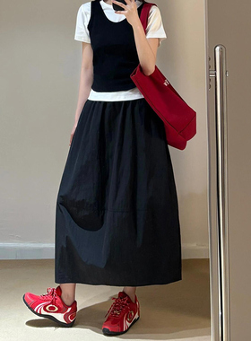 黑色山本半身裙女2026春秋新款高腰小个子a字休闲百搭抗皱伞裙