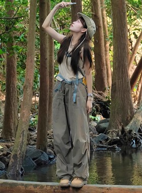 军绿色速干工装裤女夏2026新款高腰宽松休闲美式降落伞登山阔腿裤