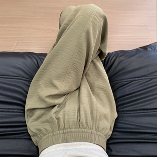 高腰垂感休闲弯刀空气裤 2026年新款 女夏季 灰绿色肌理感阔腿香蕉裤