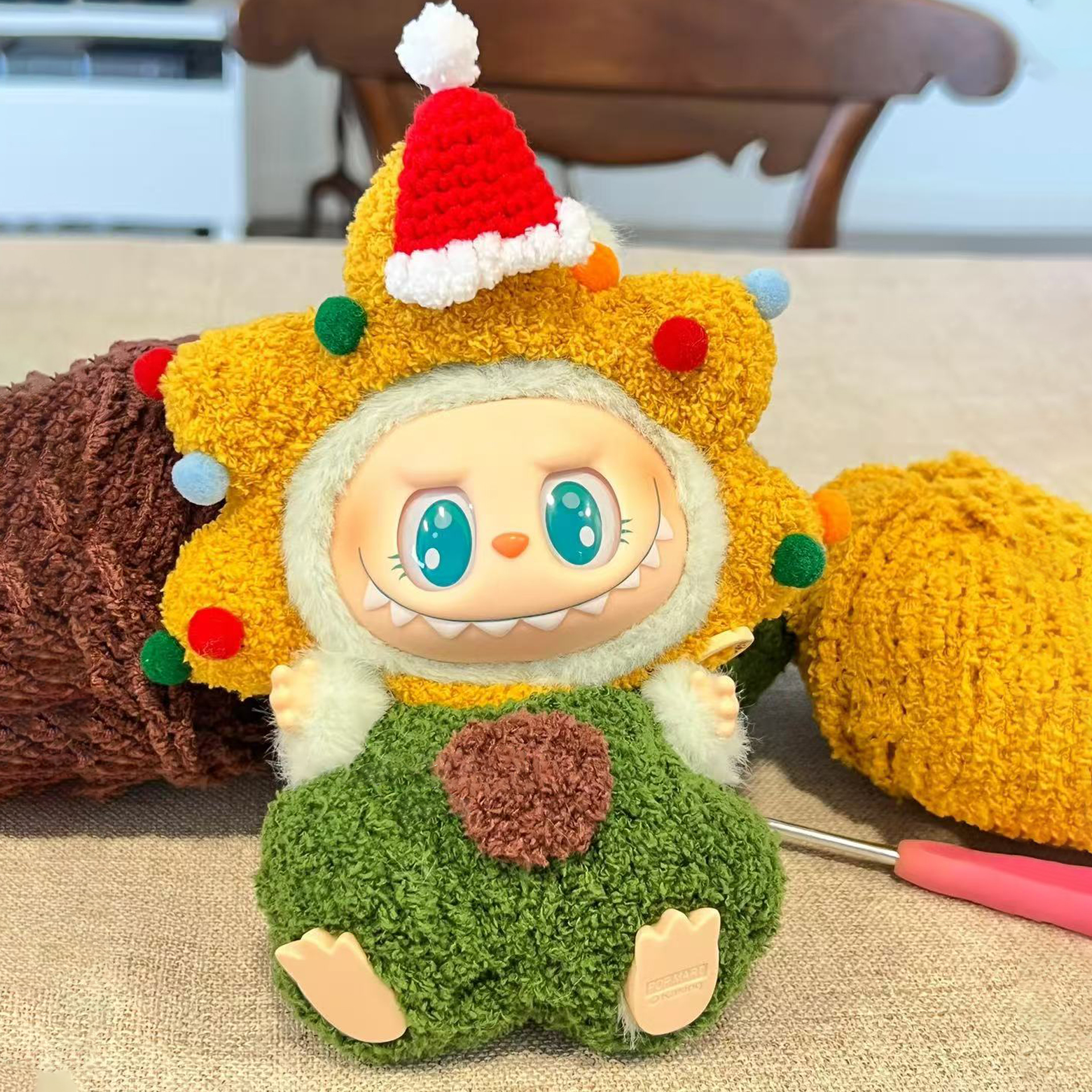 17cm泡泡玛特Labubu拉布布坐坐派对圣诞星星头套装娃衣穿搭