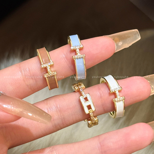 H字母锆石戒指女轻奢高级感2025新款开口食指戒小众设计镂空指环