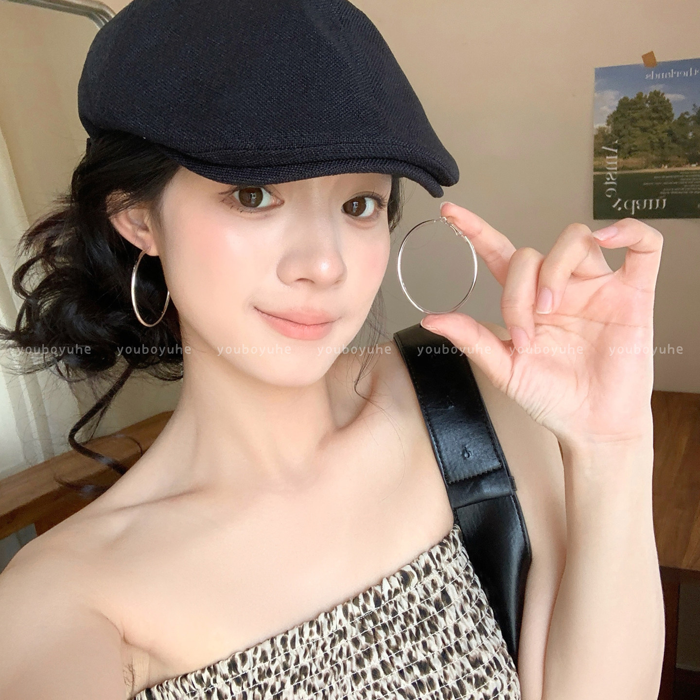 2026新款爆款银色圈圈夸张耳环女图片