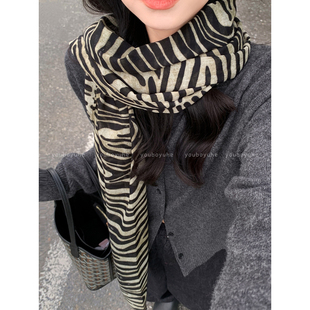 时髦单品！斑马纹系脖丝巾女2025新款轻奢高级感围巾复古颈饰配饰