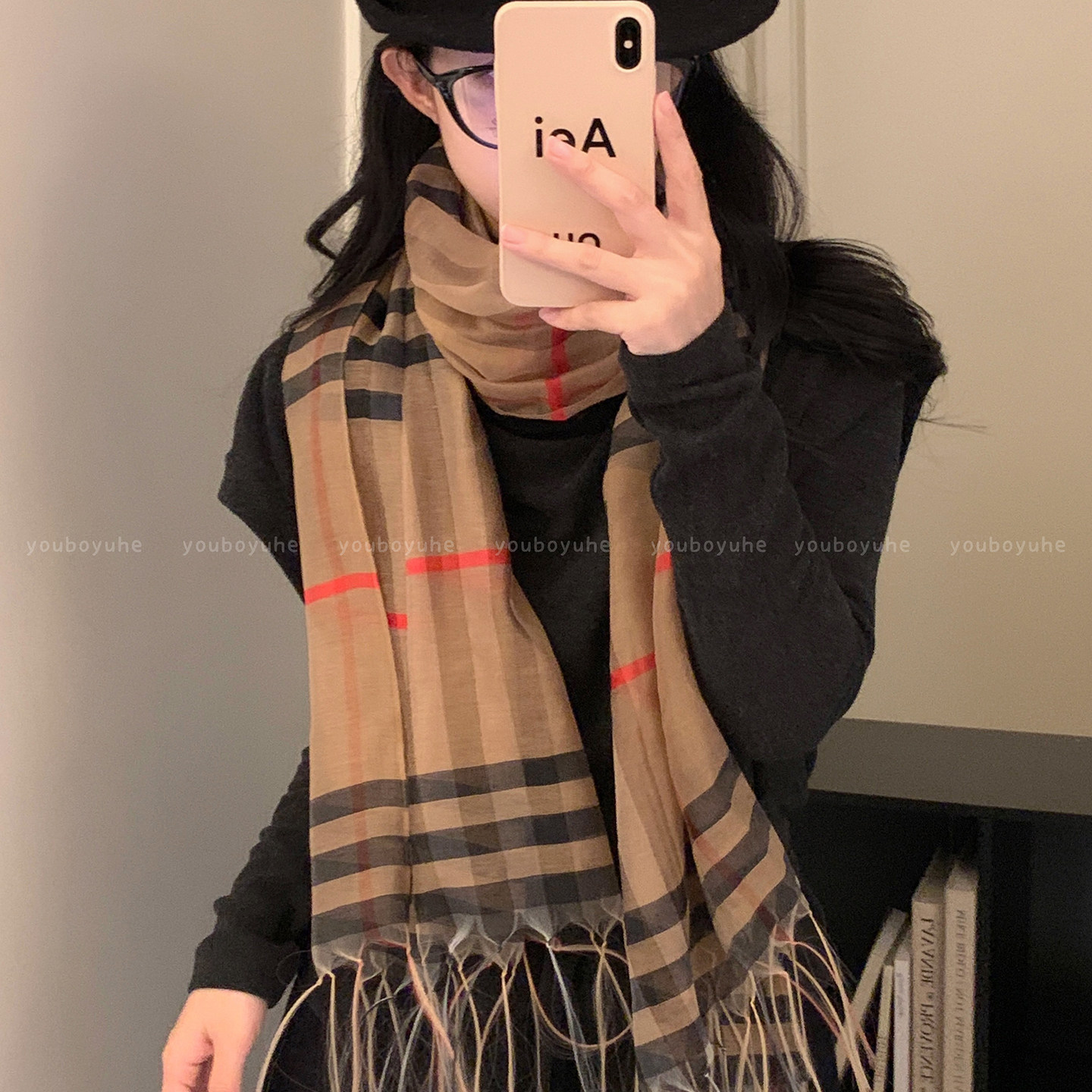 藤姐同款~复古英伦风格纹丝巾女2026新款百搭围巾老钱风薄款披肩