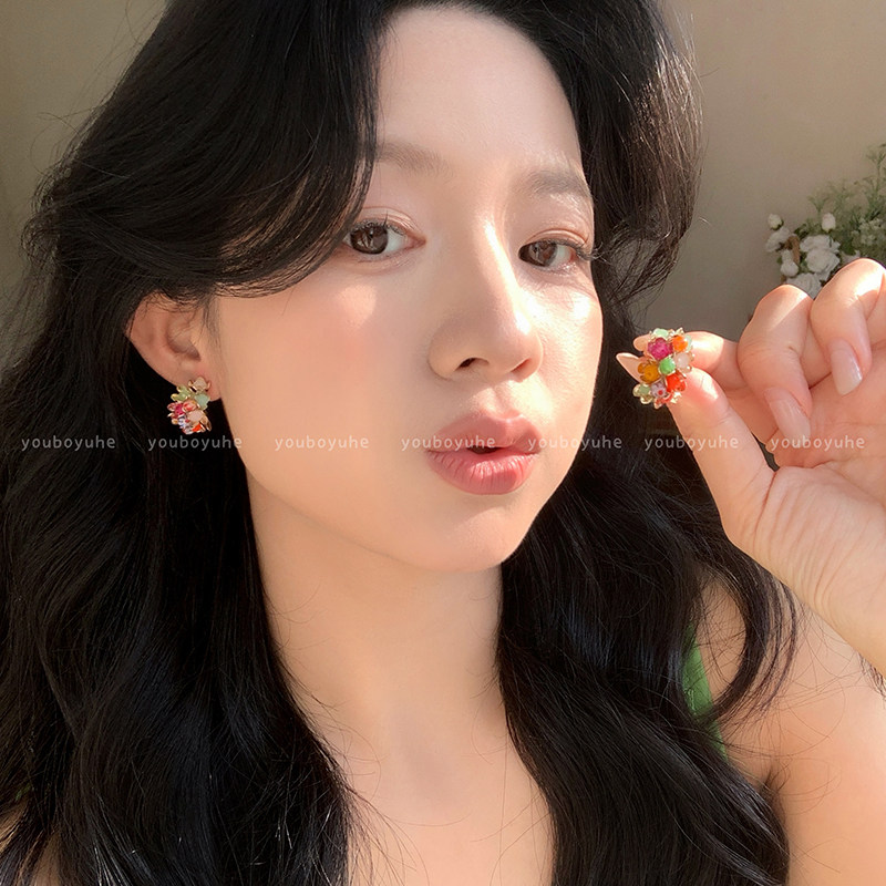 多巴胺彩色串珠耳环轻奢时尚耳钉图片