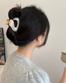 不规则醋酸小号抓夹女2025新款 半扎发鲨鱼夹高级感发夹子头饰发饰