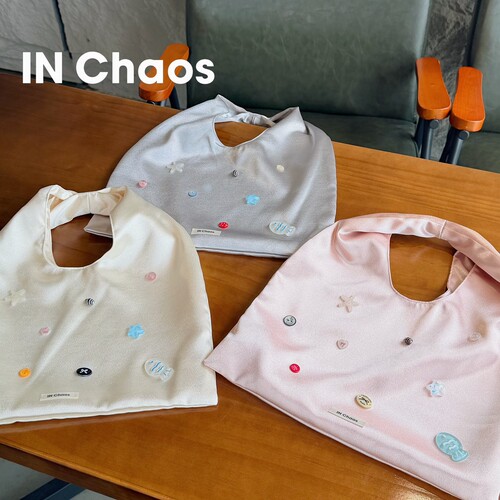 IN Chaos原创设计小众海洋风海螺纽扣绸缎面包包手拎夏日多巴胺