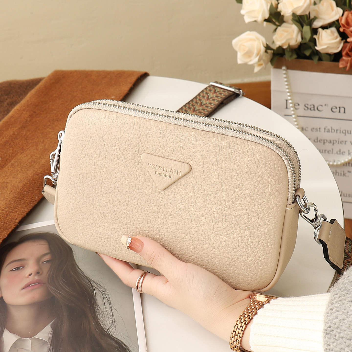 单肩斜挎包2026新款迷你小包双拉链宽肩带通勤女包简约软皮小方包