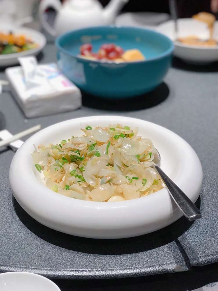 酒店餐具农家乐炒菜盘热菜小炒盘川菜深盘陶瓷特色中式圆形盘白色