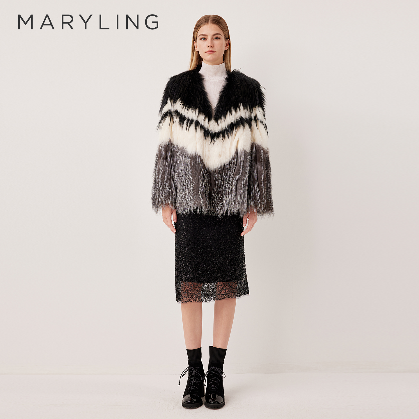 MARYLING玛俪琳2025冬季新品浪漫奢华黑白撞色皮草外套A1FHW9F010